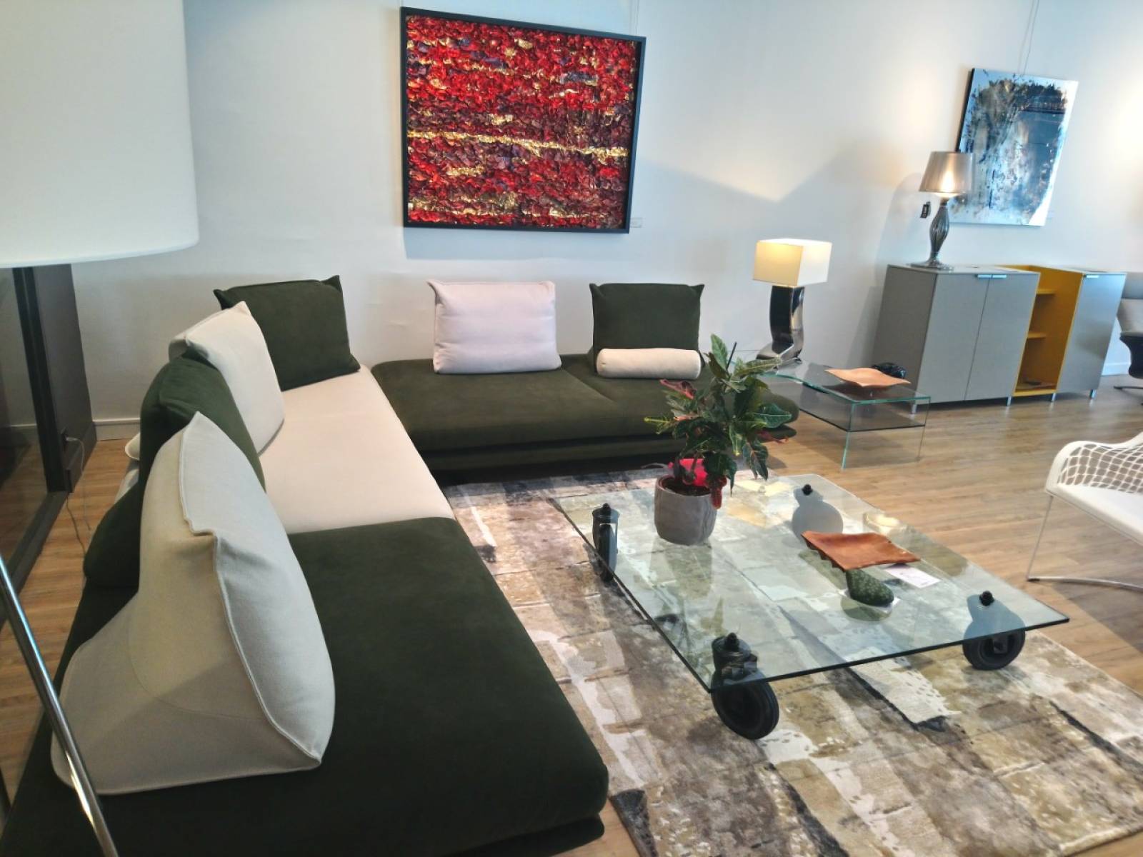 RRéinventez votre Espace avec la Banquette Prado de CINNA disponible chez Inove Avignonéinventez votre Espace avec la Banquette Prado de CINNA disponible chez Inove Avignon